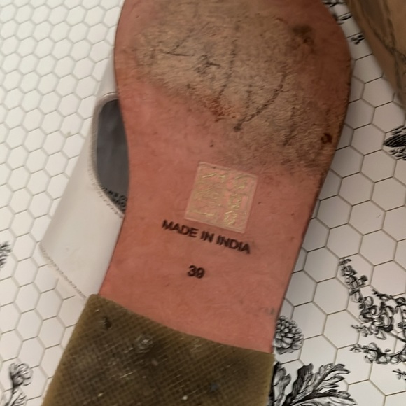 Free People Size 9, white gently used Sant Antoni Slide - Picture 3 of 3